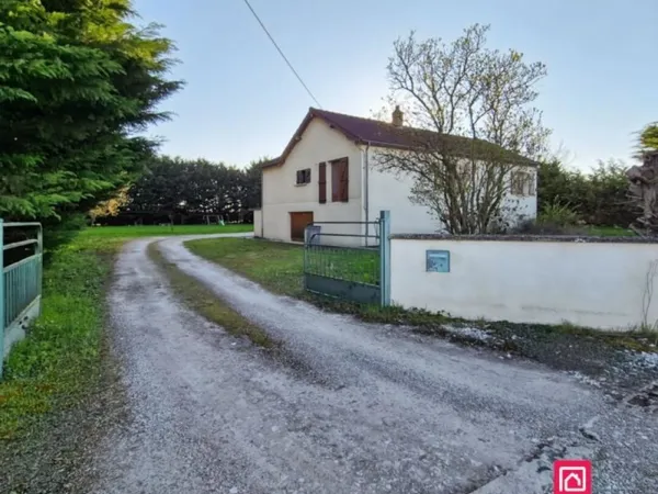 Maison sur sous sol avec terrain Proche Arnay Le Duc
