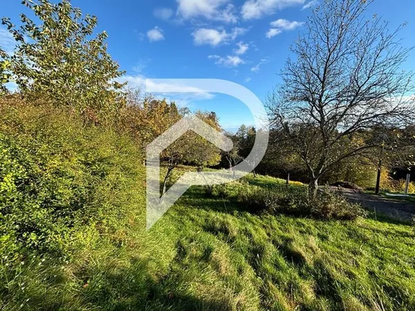 Terrain 2101 m²