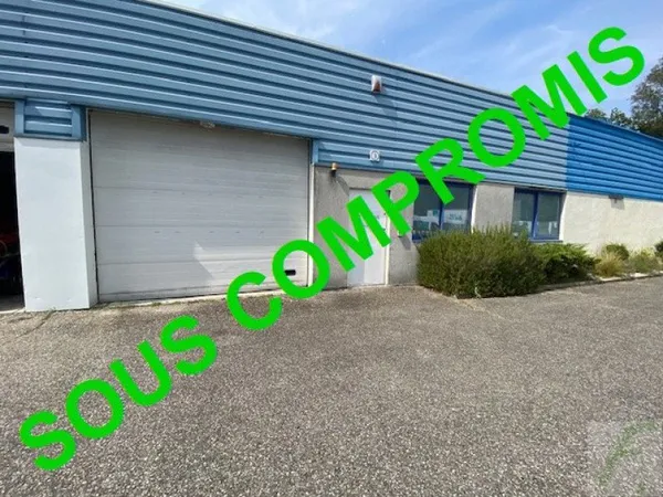 Local d'activité 4 pièces 173 m²