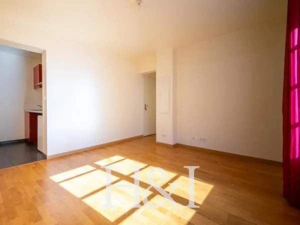 Appartement 2 pièces, POITIERS GARE