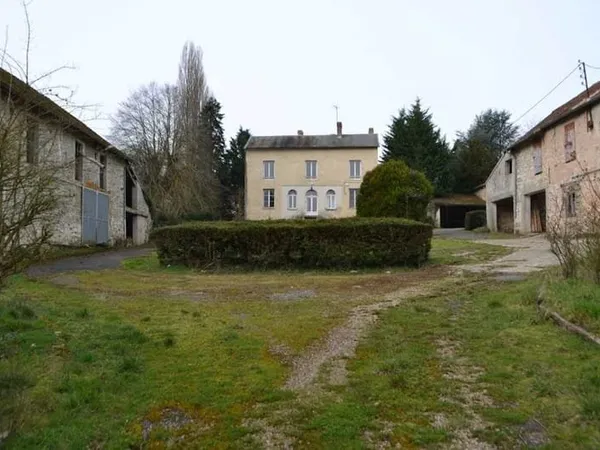 Maison 16 pièces 186 m²