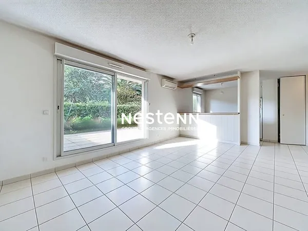 Vallauris - T3 de 77m² en rez-de-jardin - 60 m² de terrasse