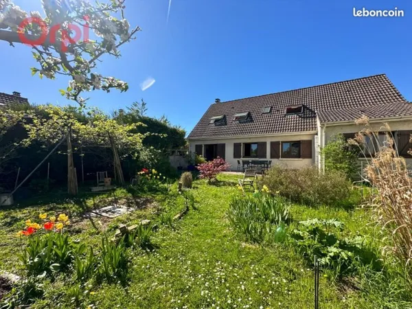 Maison 8 pièces 141 m²