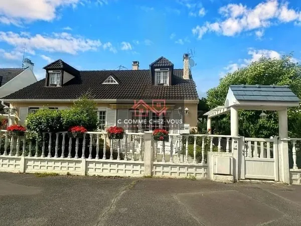 VENTE : maison de 7 pièces