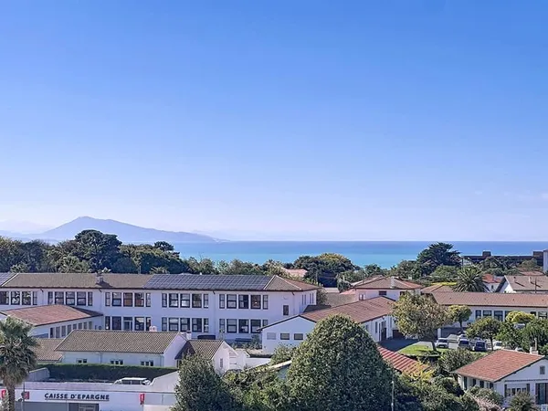 Biarritz - Quartier St Martin - Appartement T4 avec terrasse, dernier étage et vue exceptionnelle