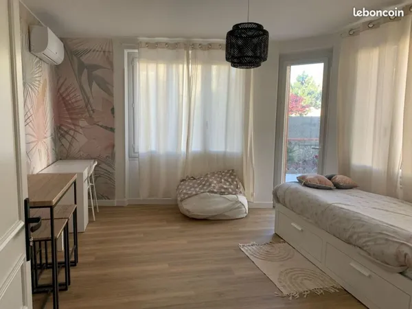 Studio 27 m²