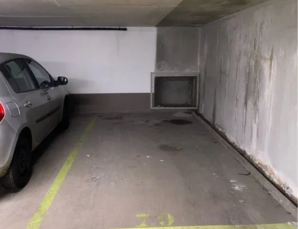 À louer - Place de parking sous sol rue Anatole France 100 m de la gare d'aulnay sous bois