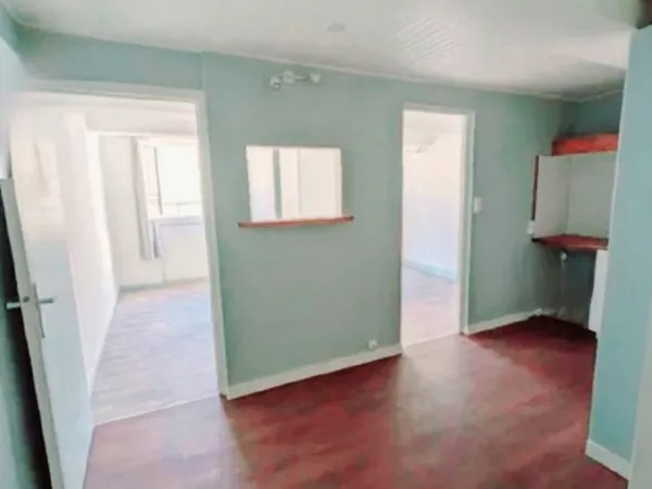 Hyper-Centre Appartement 2 pièces 33 m²/ Clim. 480 charges comprises