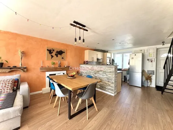 EXCLUSIVITÉ À POITIERS! MAISON COUP DE CŒUR DE 65 M² DANS LE QUARTIER DES ROCS - EXPOSITION PLEIN SU