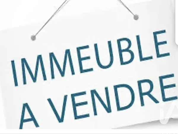 Bâtiment 3 pièces 330 m²