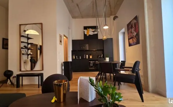 Loft 3 pièces 75 m²
