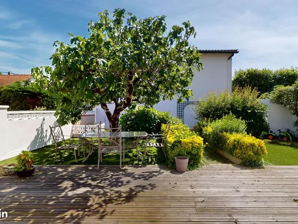 Maison 5 pièces 138 m²