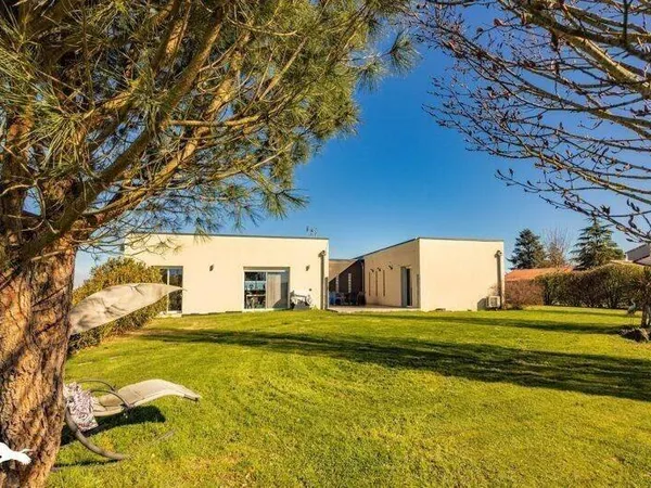 Maison 5 pièces 143 m²