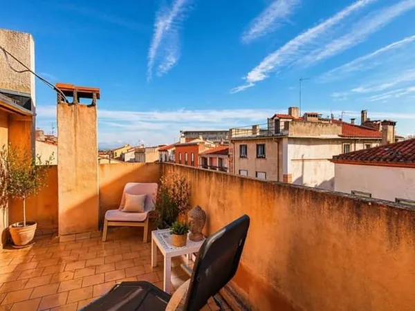 Perpignan - T2, 46 m² - Dernier étage - 2 balcons - Vue dégagée