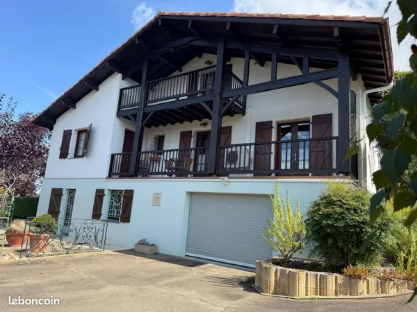 Maison 5 pièces 159 m²