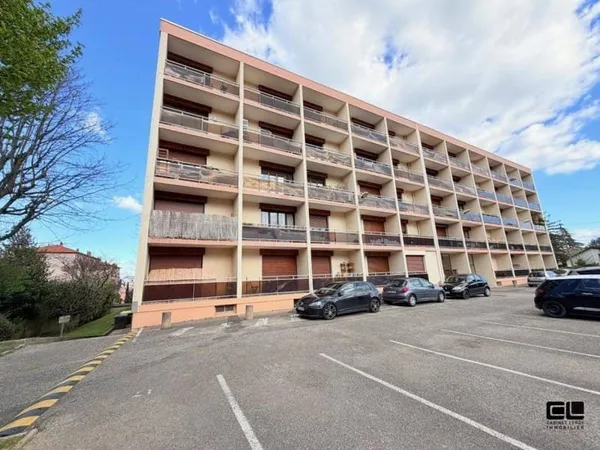 Studio 1 pièce 30 m²