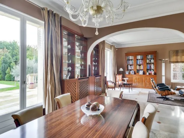 Appartement 6 pièces 155 m²