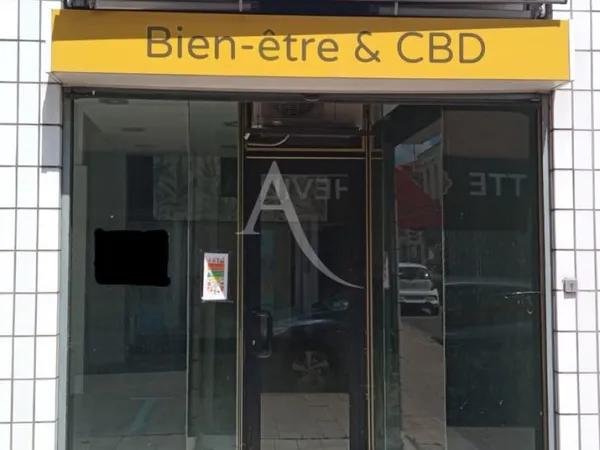 CHALLANS CENTRE VILLE - Local commercial 40.16 m²