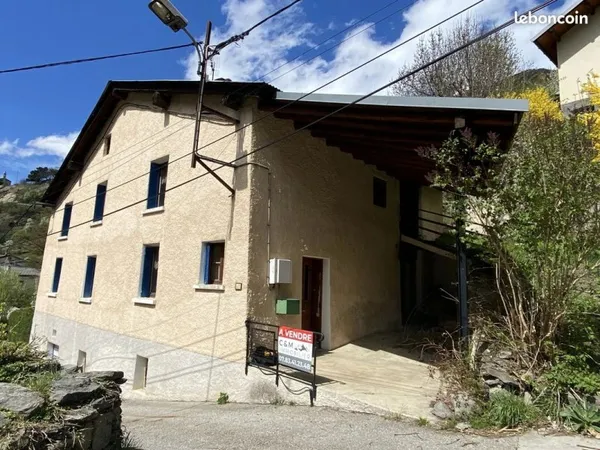 Maison 7 pièces 164 m²