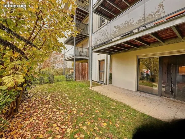 Appartement en rez-de-jardin- pas de frais d'agence