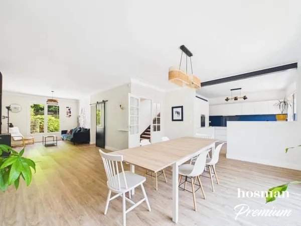 Coup de coeur ! Maison de 203.0 m2 avec vue sur la Chézine - 6 chambres avec jardin et garage - Quar