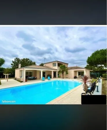 Villa + appartement + garage