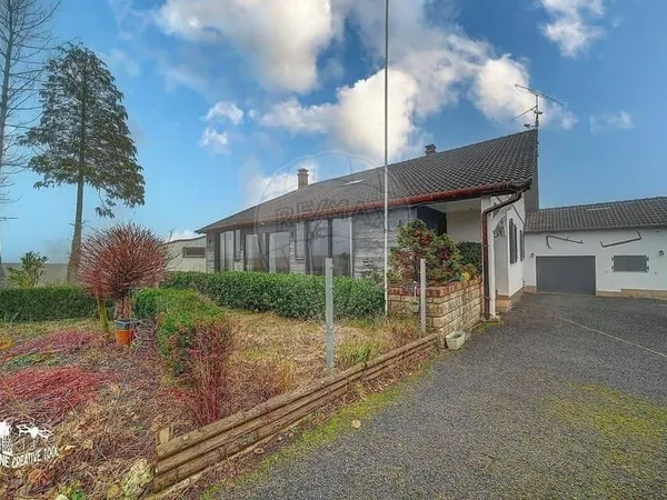 Maison 8 pièces 275 m²