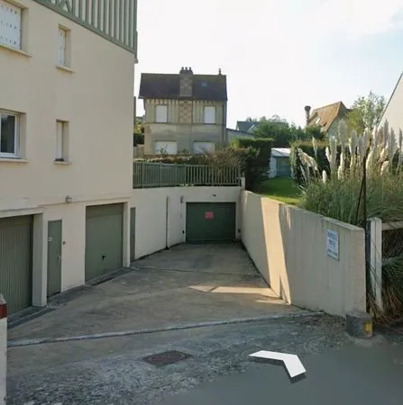 Location box dans résidence bord de mer 14800 Tourgeville