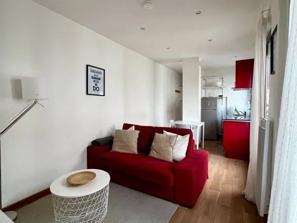 Strasbourg - faubourg de pierre - superbe f2 rénové de 32 m² - entièrement meublé