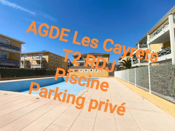 T2 dans Résidence avec Piscine et Parking Privé