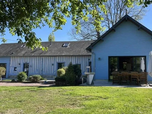 Maison 6 pièces 240 m²