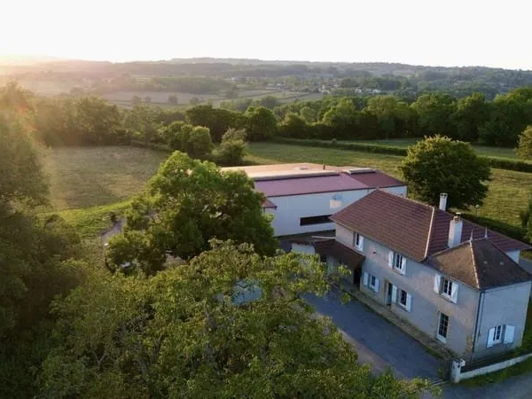Villa 6 pièces 210 m²