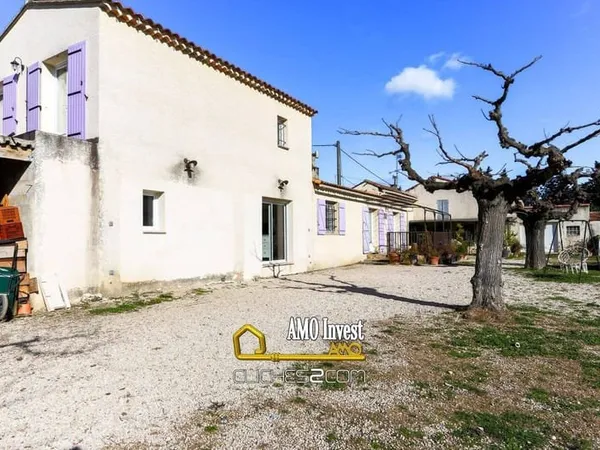 Villa 6 pièces 214 m²