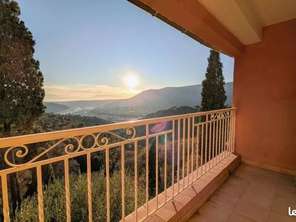 Maison 8 pièces 170 m²