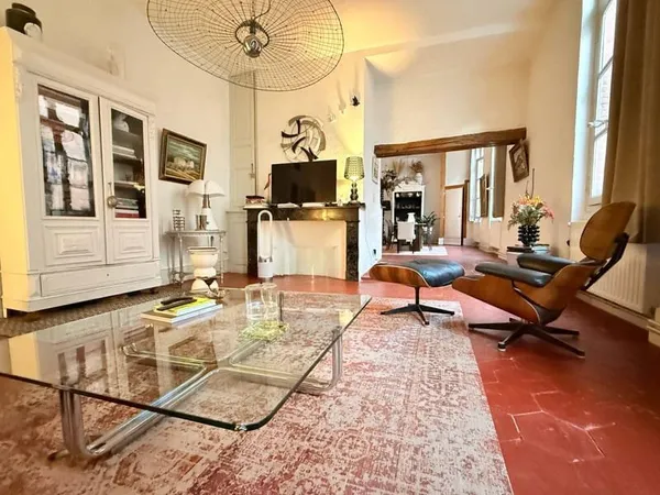 Appartement 5 pièces 175 m²