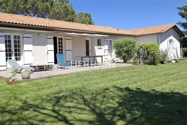 Jolie maison 5 chambres, dépendance aménagée et grand jardin