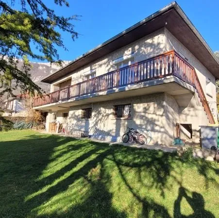 Maison 9 pièces 154 m²