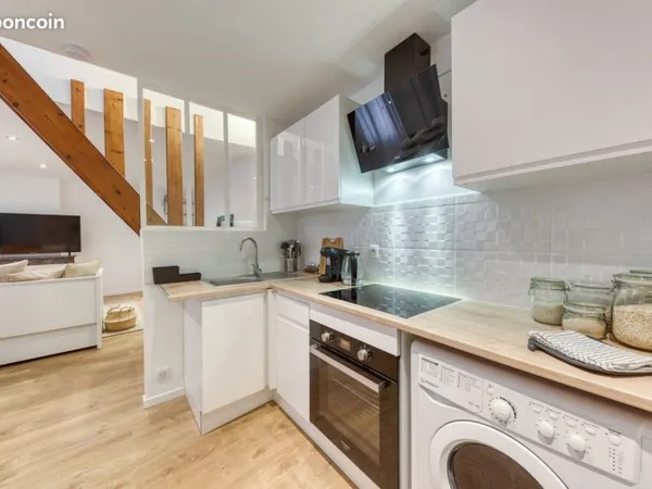 🏡 Magnifique T2 Duplex Meublé - Grande Chambre - Refait à Neuf - Parking Privé 🏡