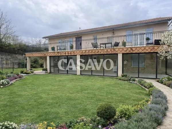 Vente Maison 3 pièces de 124m² - 38440 Artas