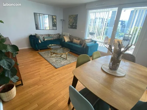 Chambre en colocation RER A Nanterre Université