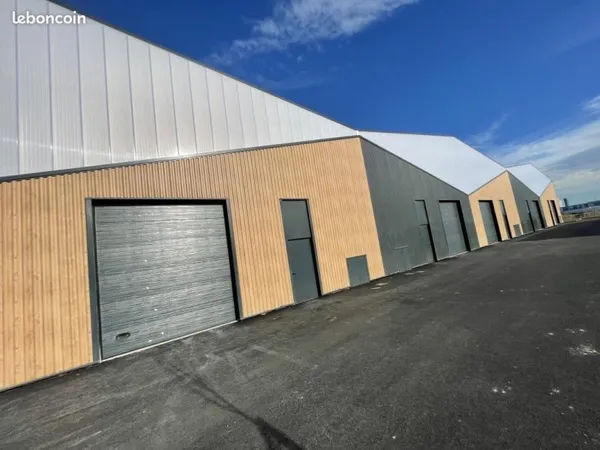 Local d'activité 795 m²