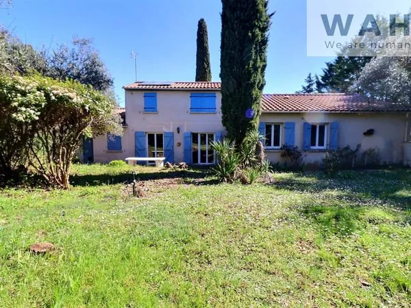 MAISON 5 PIECES SUR TERRAIN 1880 m2 - 34160 SAINT-JEAN-DE-CO
