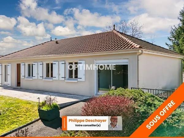 Maison de plain Pied de 104 m² - 7 pièces - 5 chambres - Véranda - Garage - sur parcelle de Terrain 