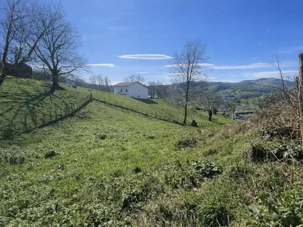 Terrain constructible 1900 m2