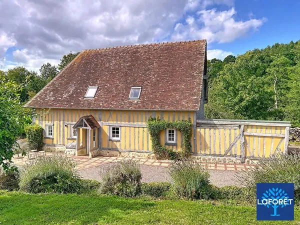 Maison 7 pièces 270 m²