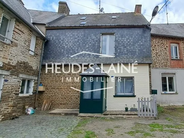 Maison de ville - FOUGEROLLES DU PLESSIS