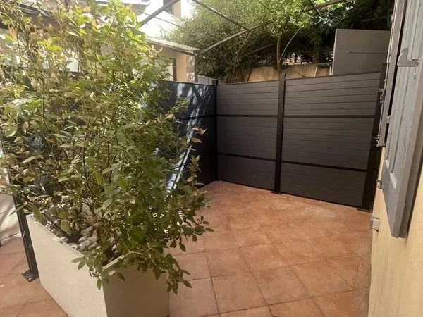 Studio 1 pièce 28 m²
