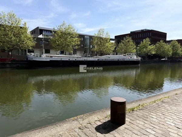 Péniche 135 m²