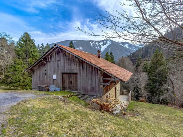 Maison 3 pièces 200 m²