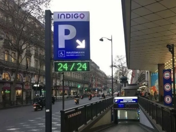 25000 Euros Parking sous Galeries Lafayette à Paris 9°